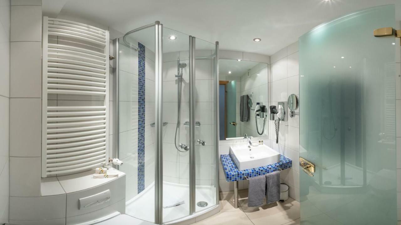 Insel Hotel 3*